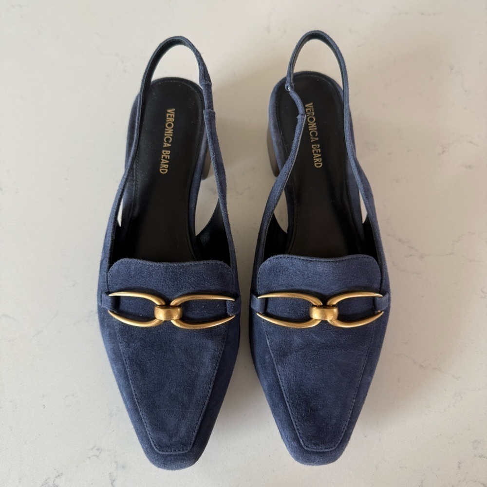 Veronica Beard Casie Slingback Pump In navy blue Size: 7